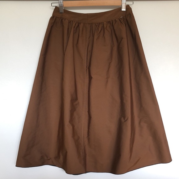 Zara Réversible Skirt *3 for $40* - Picture 2 of 8